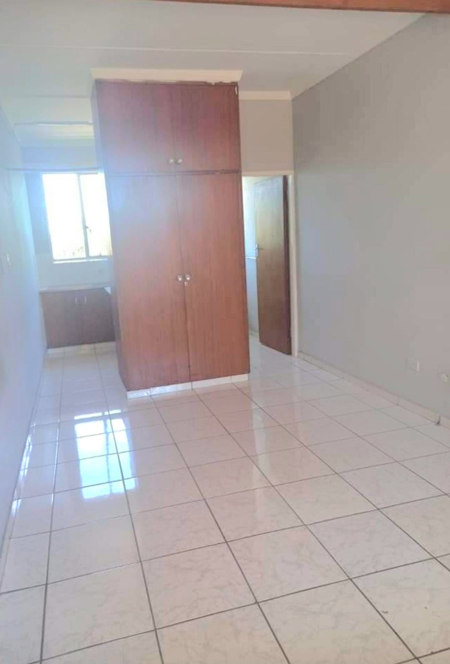 1 Bedroom Property for Sale in Kroonstad Central Free State